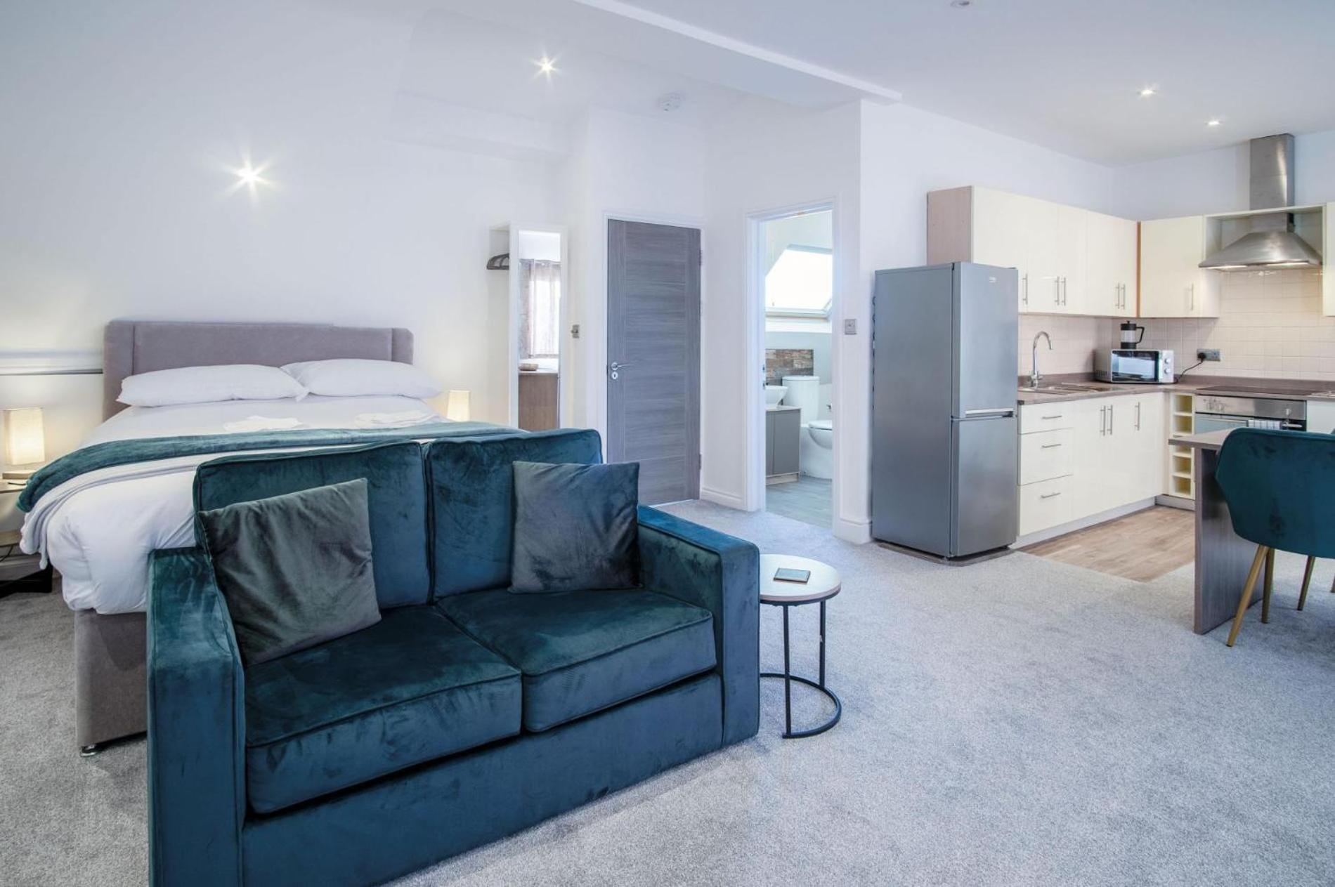 The Penthouse - 1 Bedroom Apartment - Ocean Breeze Port Eynon Bagian luar foto